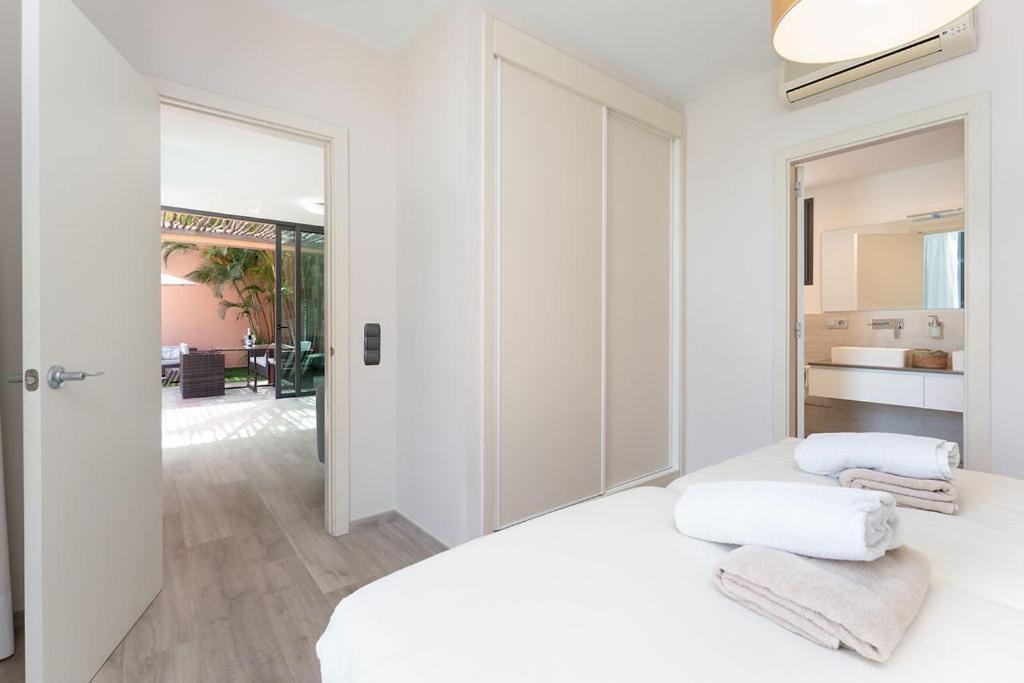 Villa Mit Pool Los Lagos 16 Salobre  Exteriör bild